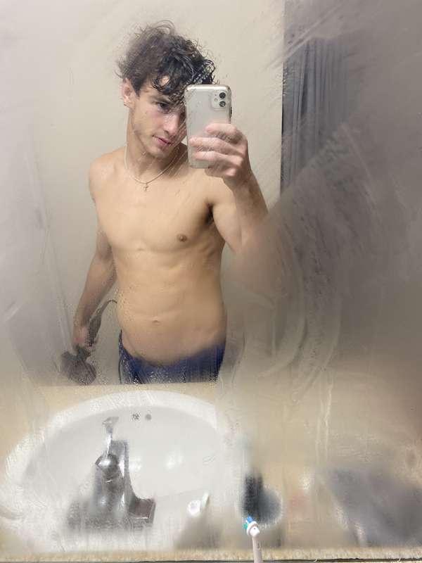 Gaining some weight 🏋️‍♂️🏋️‍♂️