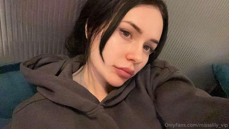 hi! I was feeling down last couple days so I had to take a b..