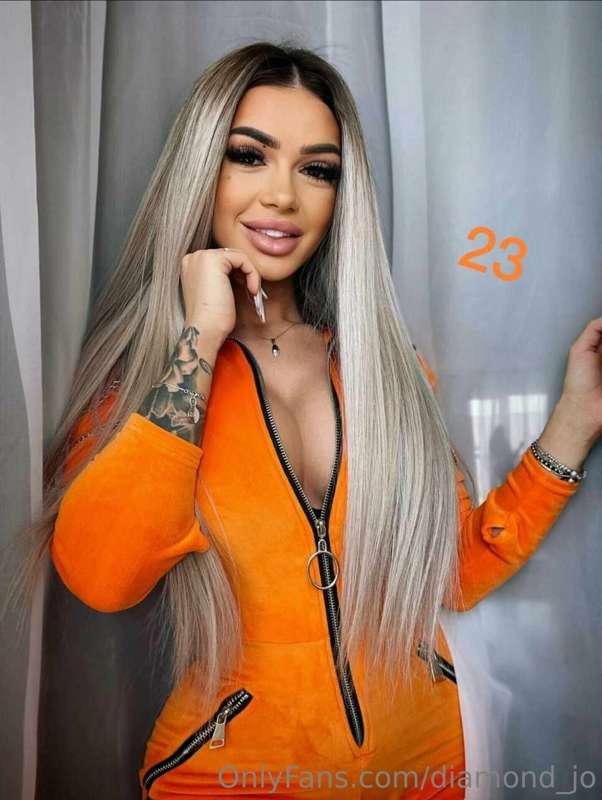 23 old! Happy Birthday to mee!
OnlyFans.com/Diamond_Jo