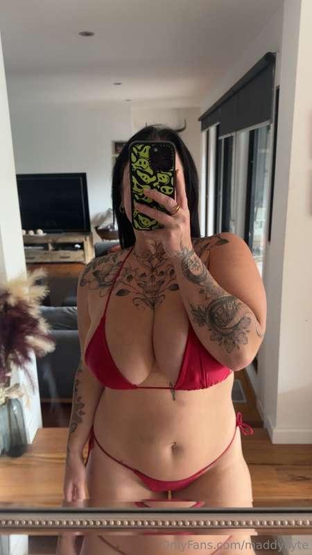 Do you like how my natural tits sit?