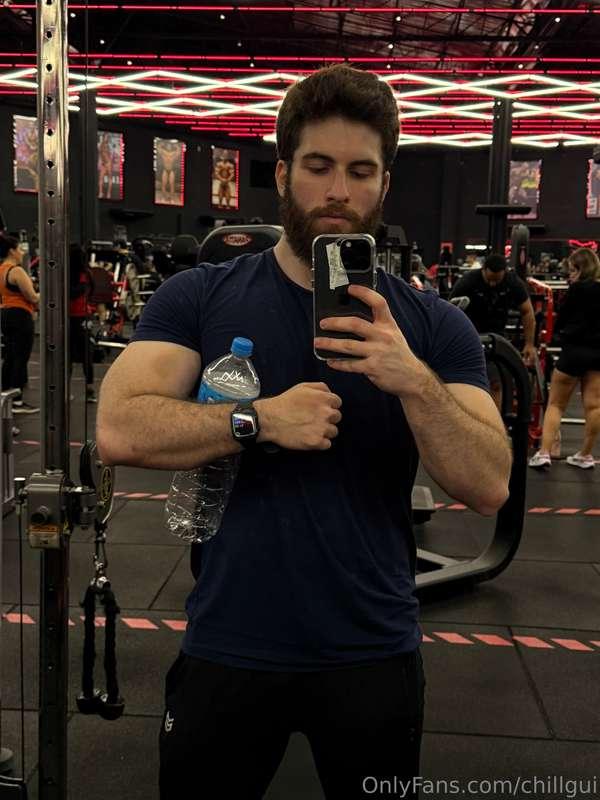 Baby, it could be you being crushed by my biceps instead of ..