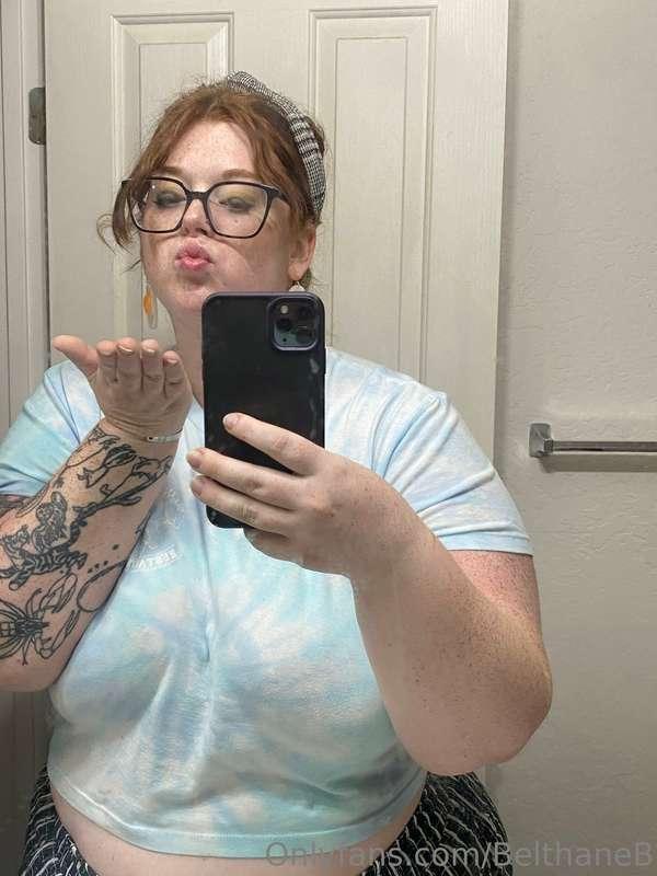 Mirror selfies and mixed tie dye