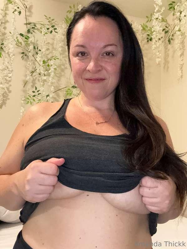 This shirt is completely off over on my VIP page. Subscribe ..