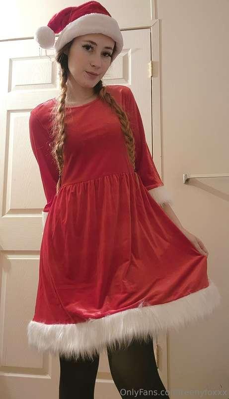 It's the night before XXXmas, and Mrs. Claus has shown up to..