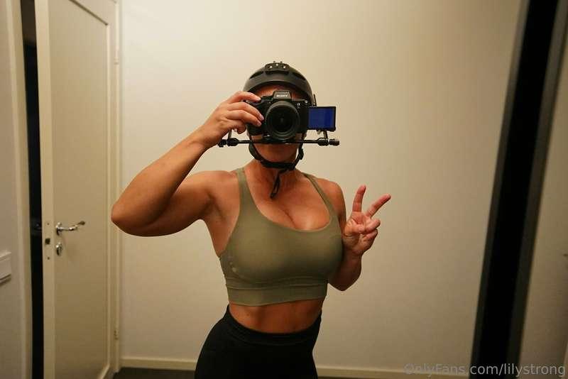 Behind the scenes for all the POV fans🥰 I just bought the mo..