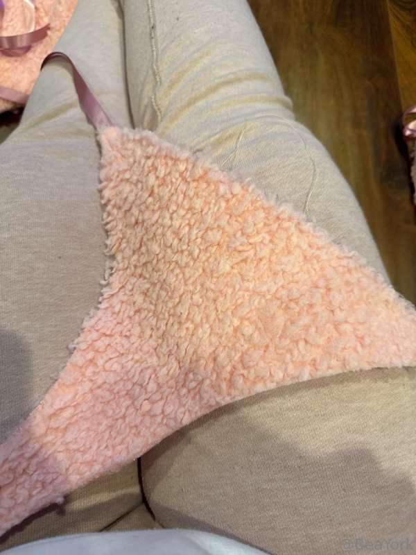 I have the first half of my cosplay done and I’d love to sho..