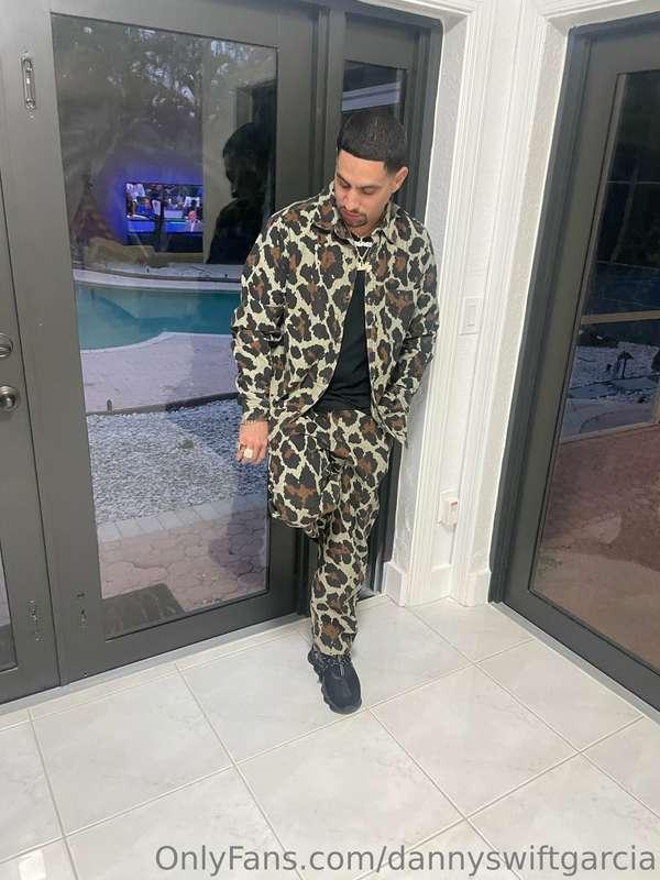 dannyswiftgarcia image #0