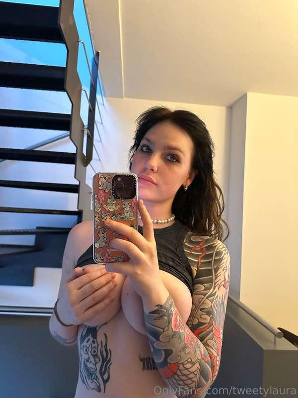 Hi