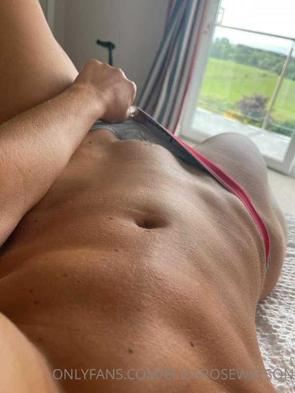 need ur hands all over my body