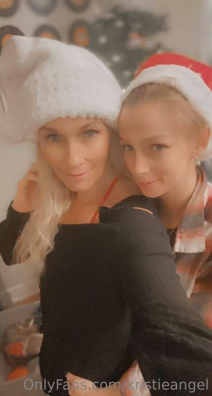 Merry Christmas 🤶 baby we were at a Christmas party last, we..
