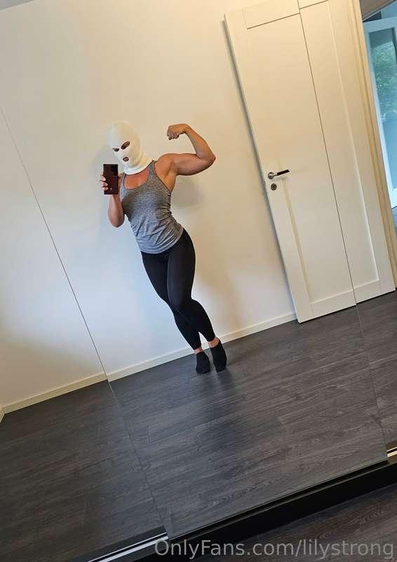 Going to the gym like this today🤣 It looks so silly but I th..