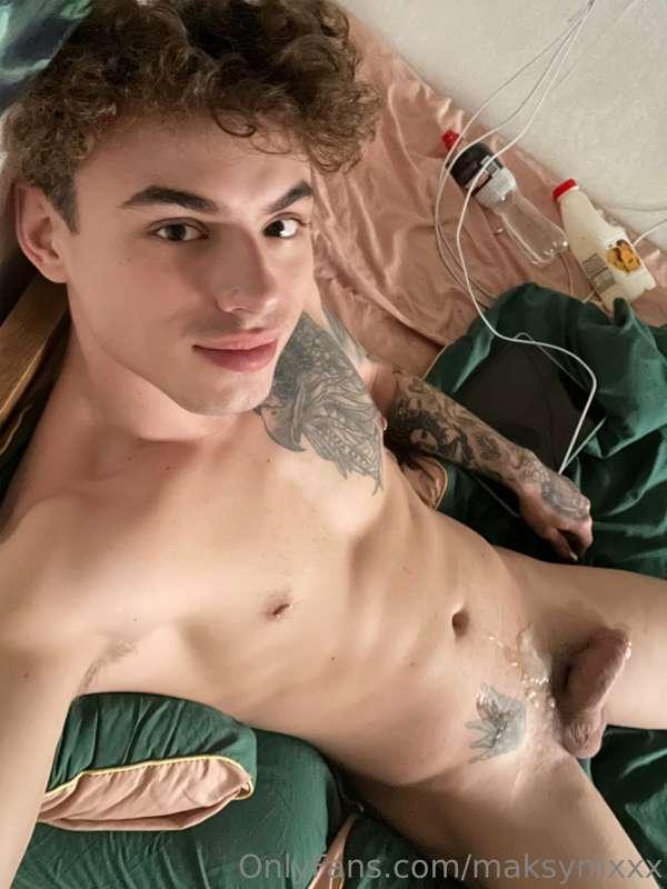 Horny as fuck😈🤤 wanna try?💪🏻😀