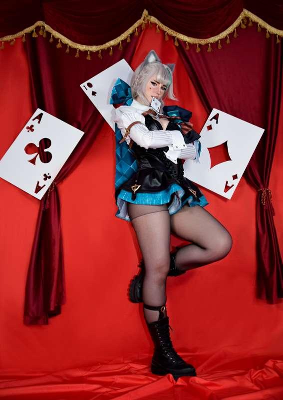 Lynette Cosplay Videos