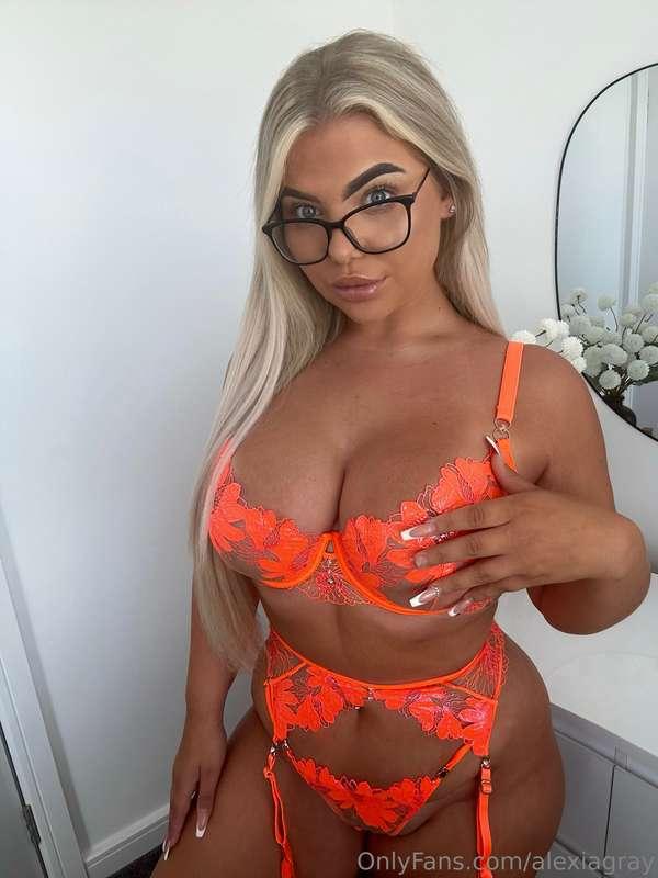 wanna see more of this? 😉