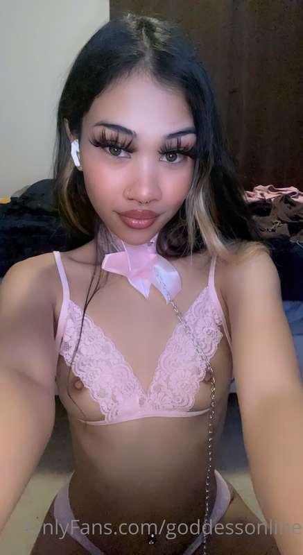 would you fuck me with a leash? 😈