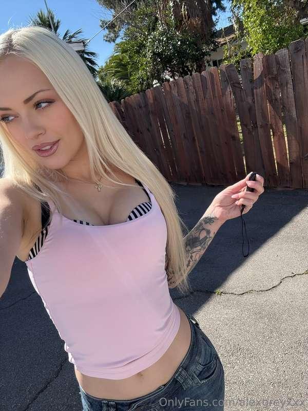 OMG it's pink 😌