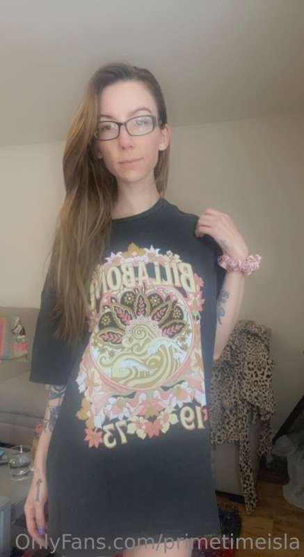 Put in the comments your fav place to buy graphic t-shirts, ..