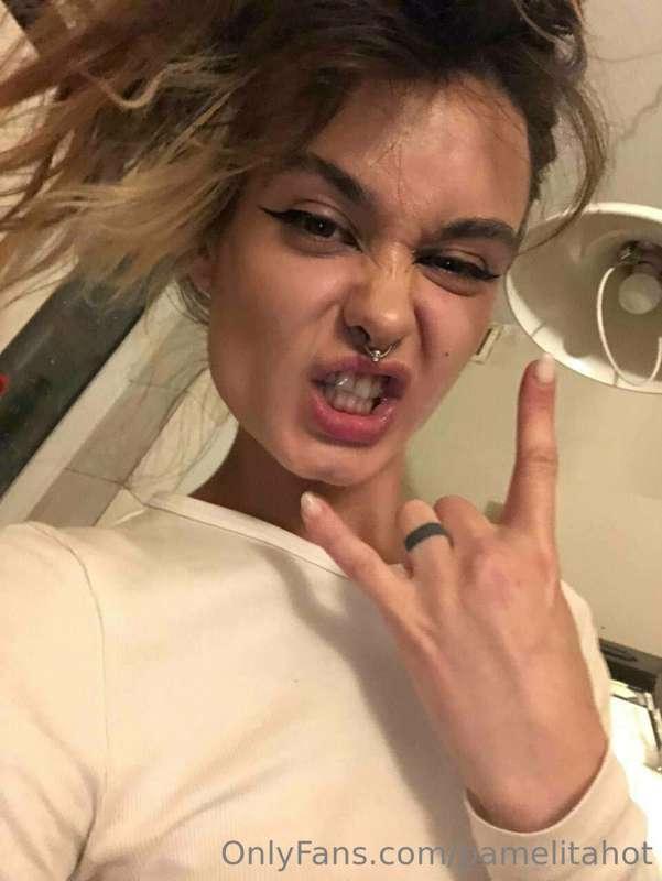 Sex, rock and roll and lots of fun? I'm waiting for you, hon..