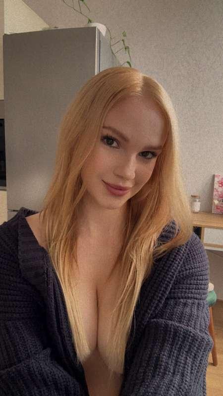 alinacutebabe image #3
