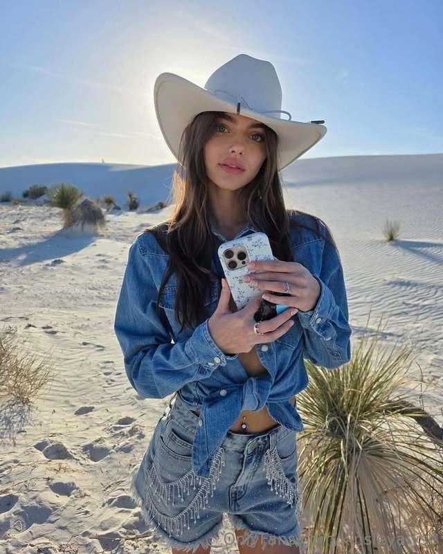 taking some picsssss