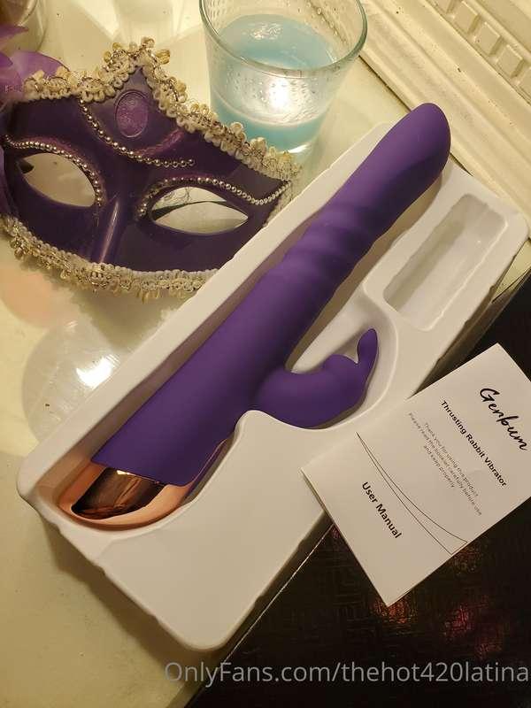 One of my new toys arrived today. You know what that means....
