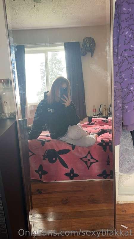 I’m being a bit lazy today 😮‍💨
Come relax with me❤️