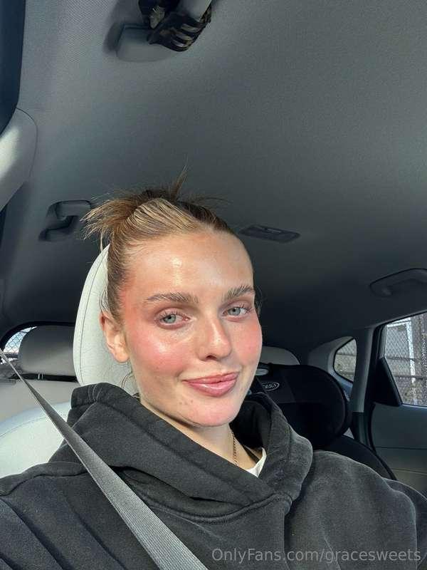 How's your day babes?🥰