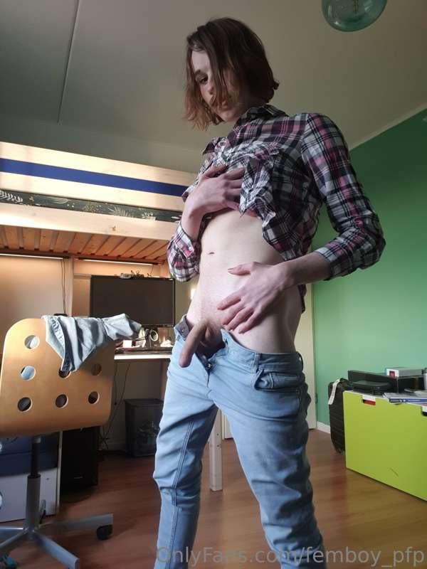 femboy_pfp image #18