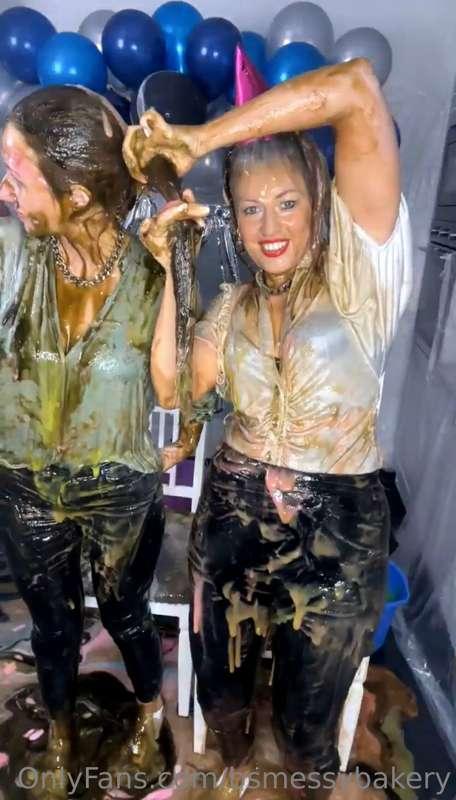 bsmessybakery image #0