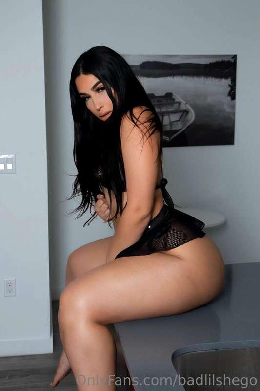 😈