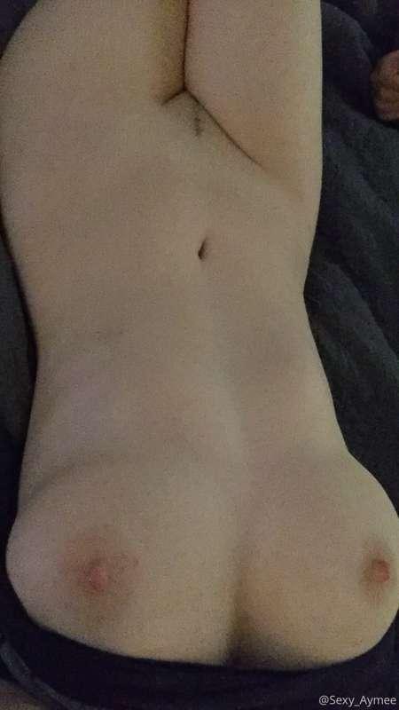 [PHOTO] in bed