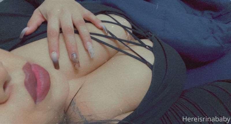 I’m horny who will help me cum