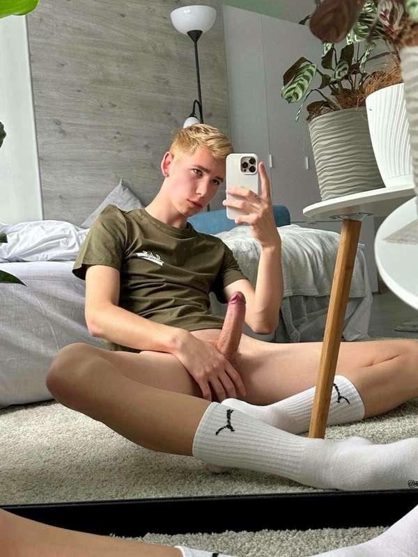 ⚠️‼️ 50% DISCOUNT ‼️⚠️

Hey there👋 I’m @husky_boyy , xx y.o...