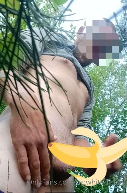 🚨 NEW OUTDOORS VIDEO!!! 🌄 🌅🌲 
Solo play masturbation outside..