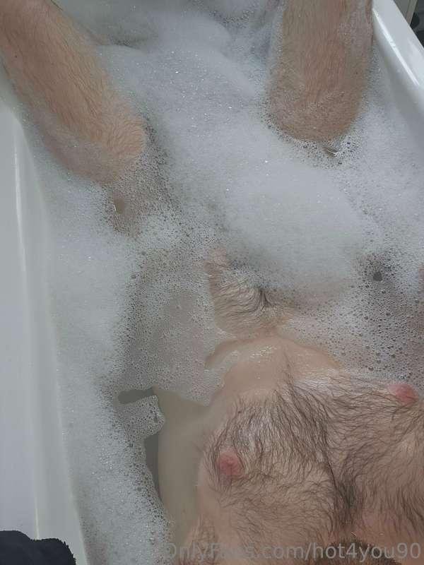 Join me for a dip on vip. I don't just wash in the bath 😉
@h..