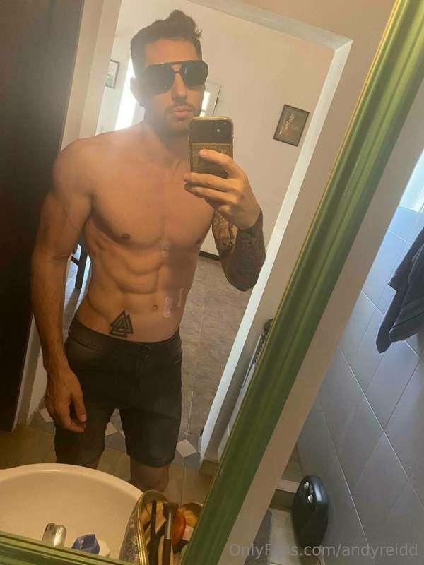 Hi baby❤️
follow me to enjoy my exclusive content 😈🥵
I'm @ca..