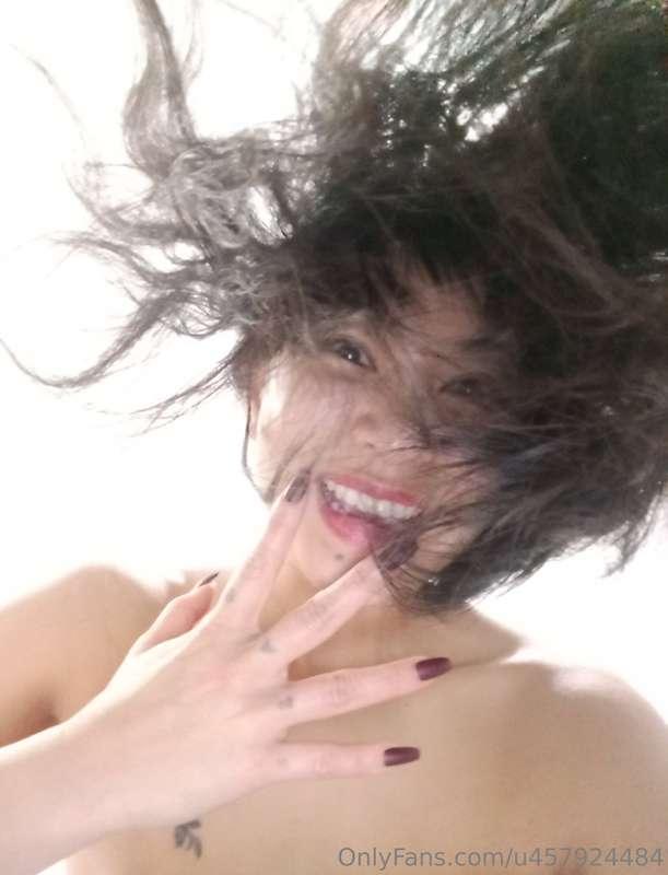 พรุ่งนี้วันจันทร์ ทำไมเราไม่ชอบวันจันทร์อ่ะ 😂😂😂