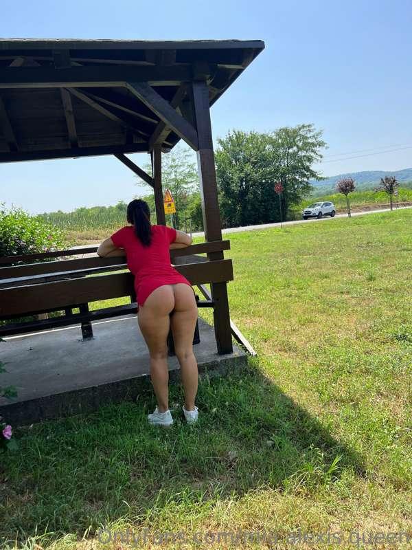 mia.alexis.queen image #7