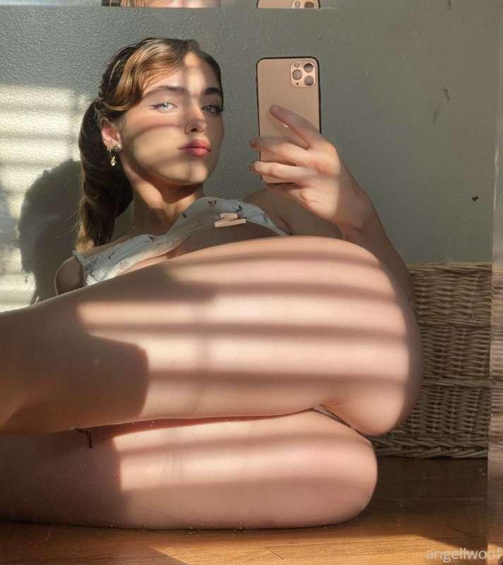 angelwoof image #0