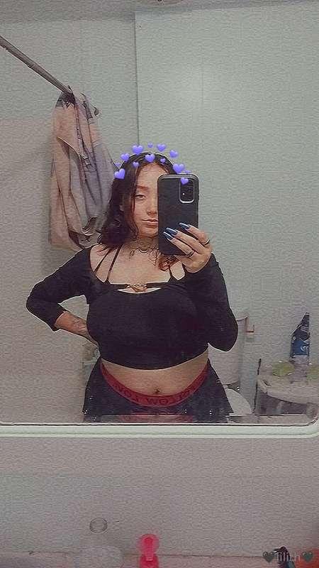 Hi babes🖤✨️ Im back, ive been to stressed to post but make s..