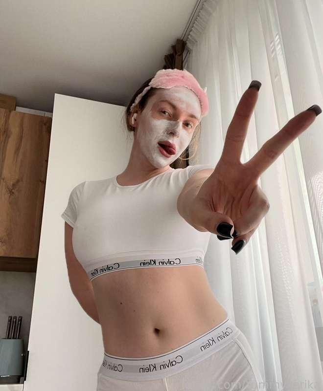 yummy_erika image #1