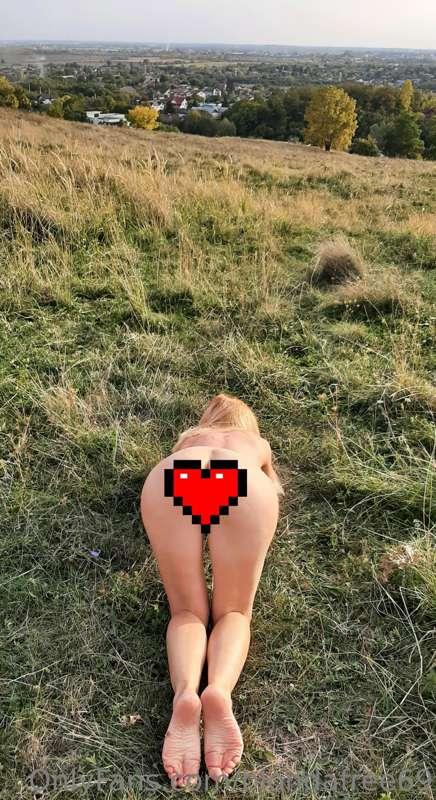 Pentru poze necenzurate te aștept pe Vip  ➡️ https://onlyfan..