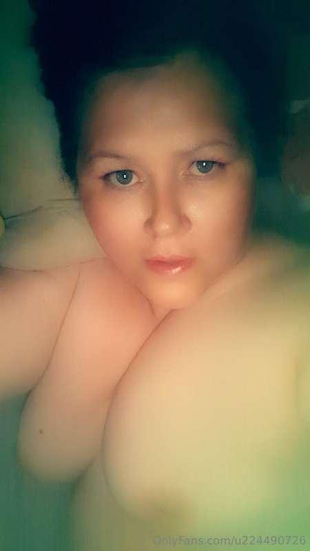 U wanna wake up to me in the morning ? Xx