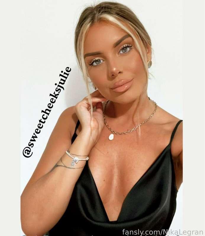 Hello love😍
https://fans.ly/subscriptions/giftcode/NTU2MTQ1MDMxMjY2NzA5NTA0OjE6MTpiZTZiYTBhOGM5
I’m Sweet, I’m @sweetcheeksjulie with a surprise for you!
❗️ Step forward with caution I am very addictive ❗️
 
✨Naughty goddess with thick curves and perfect holes 🍑
 
🔞Best Seductress🔞
 
 
Check my link for a sweet surprise my love! 
👇👇👇👇👇👇👇👇👇👇👇👇
https://fans.ly/subscriptions/giftcode/NTU2MTQ1MDMxMjY2NzA5NTA0OjE6MTpiZTZiYTBhOGM5
👆👆👆👆👆👆👆👆👆👆👆👆
#fyp #workout #gymbabe #fitgirl #sexy #lingerie #goddess #hot #horny #naughty #feet #toys #sensual #sweet