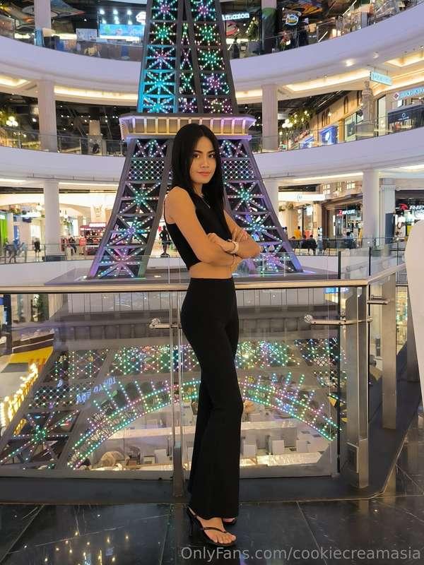 Will you take me to real Paris? 🗼😅