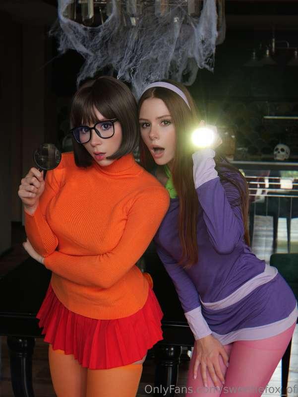 ✨ Daphne and Velma are teaming up once again 😈 They're facin..