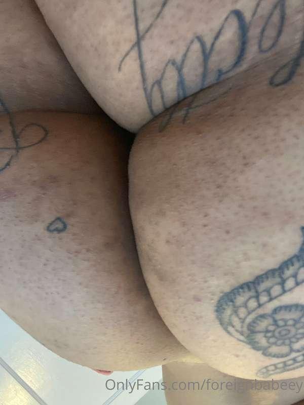 Baby, would you let me sit on your cock? 🤤 DM me for more vi..