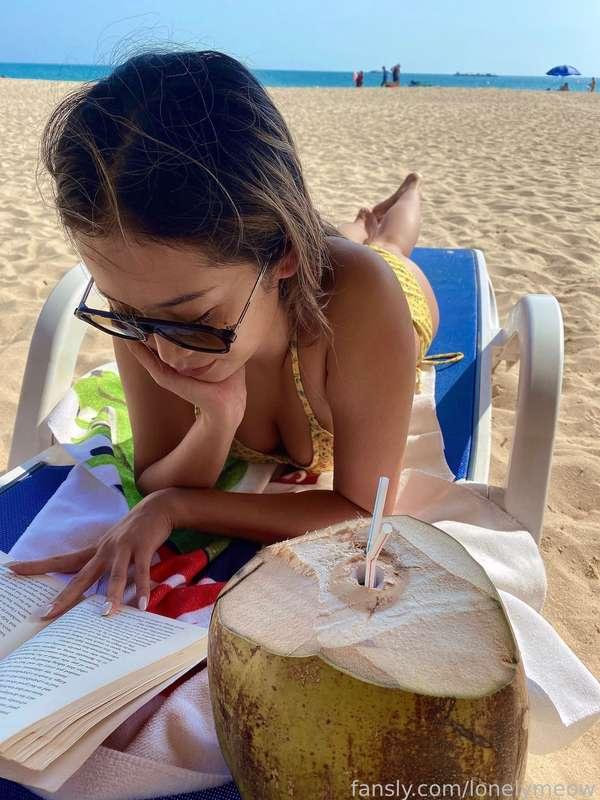 Beach day! 😍🥰