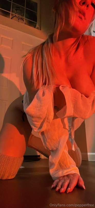 I love wearing nothing but your shirt on, baby! 😘😉