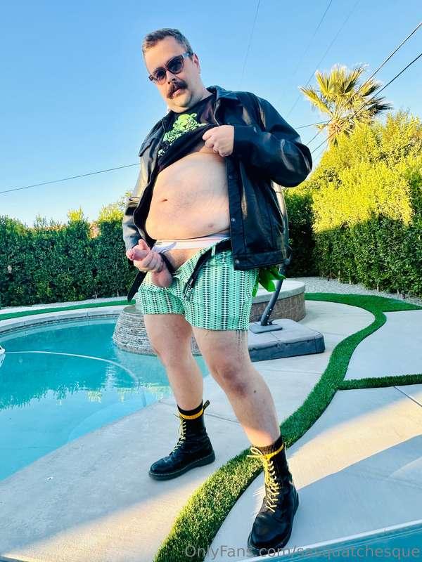 sasquatchesque image #16